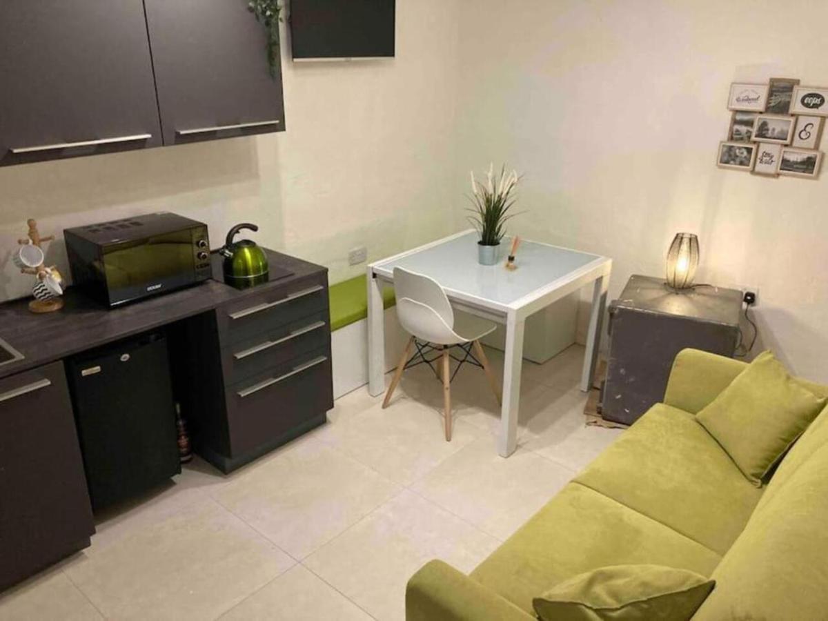 Cosy 1 Bedroom Maisonette In The Heart Of 발레타 외부 사진